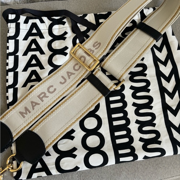MARC JACOBS Purse - Picture 4 of 4
